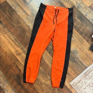 Outdoor Afro + REI Co-op 7/8 leggings